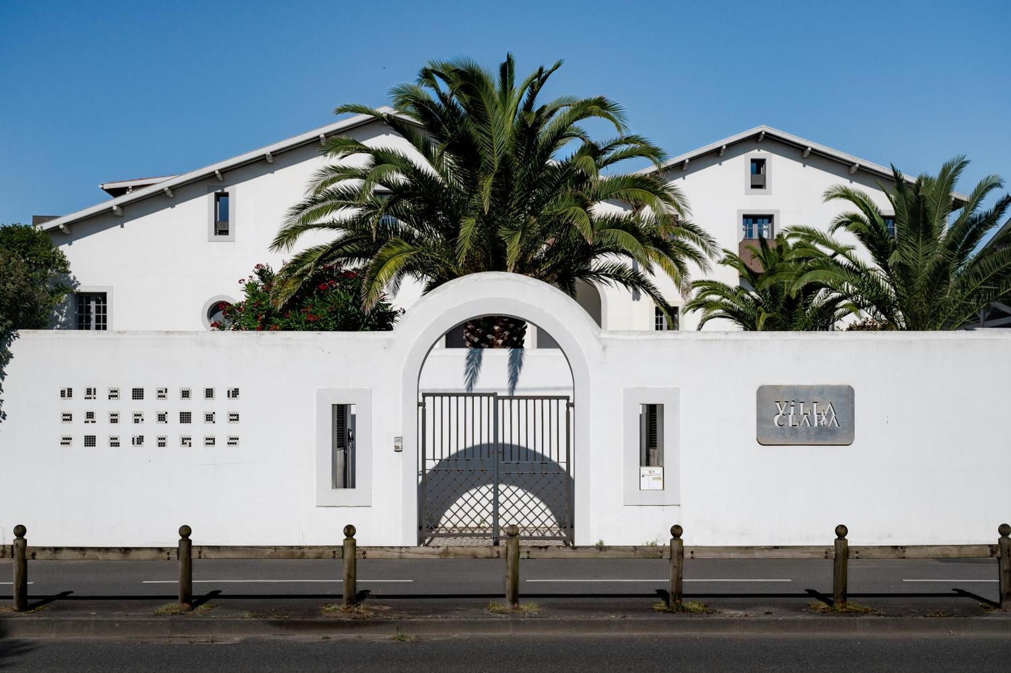 Villa Clara, Residence Face A L'Ocean Et Au Golf De Chiberta Anglet Exterior photo